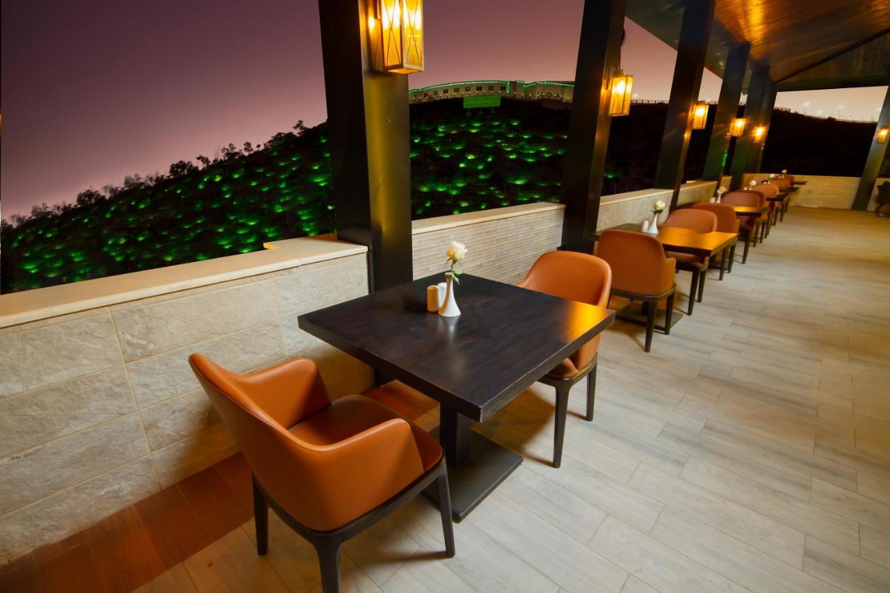 Swiss Spirit Hotel & Suites Al Baha エクステリア 写真